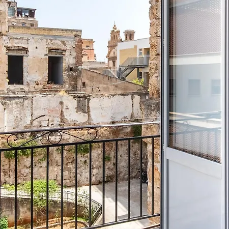 In Palermo-cathedral * 巴勒莫